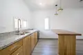 2 bedroom condo 102 m² West End, Honduras