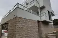 Haus 3 Schlafzimmer 220 m² Kunje, Montenegro