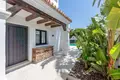 4 bedroom house 200 m² Artola, Spain