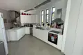 Casa 5 habitaciones 460 m² Latsia, Chipre