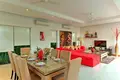 Villa de 4 habitaciones 330 m² Rawai, Tailandia