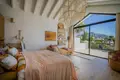 5 bedroom villa  Benahavis, Spain