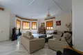 Maison 5 chambres 650 m² Koinoteta Agiou Tychona, Chypre