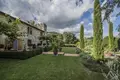 5 bedroom villa 865 m² Lucca, Italy