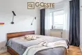 Mieszkanie 5 pokojów  Smolice, Polska