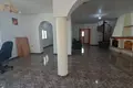 Dom 5 pokojów 200 m² Orihuela, Hiszpania