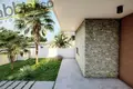 5 room villa 401 m² Koinoteta Agiou Tychona, Cyprus
