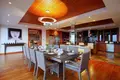 villa de 5 chambres 1 550 m² Ban Bang Thao, Thaïlande