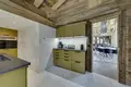 Chalet 5 chambres  en Lyon, France