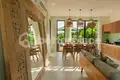 3-Schlafzimmer-Villa  Kerobokan, Indonesien
