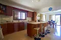 Wohnung 5 zimmer 1 000 m² Lapithos, Nordzypern