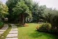 4 bedroom Villa 475 m² San Felice del Benaco, Italy