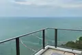 Piso independiente 3 habitaciones 132 m² Na Kluea, Tailandia