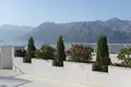 3 bedroom apartment 190 m² Dobrota, Montenegro