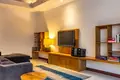 Villa de 2 dormitorios 1 937 m² Seminyak, Indonesia