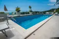 Villa de tres dormitorios 438 m² Budva, Montenegro