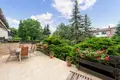 Дом 7 комнат 220 м² Варшава, Польша
