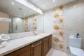 Wohnung 2 Schlafzimmer 160 m² Marbella, Spanien