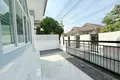 Villa 2 chambres 200 m² Si Sunthon, Thaïlande