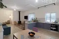 Casa 179 m² Kalodziscanski sielski Saviet, Belarús
