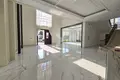 Villa 7 chambres 1 102 m² en Sangkat Prek Kampeus, Cambodge