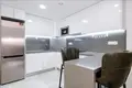 Mieszkanie 4 pokoi 153 m² Torrevieja, Hiszpania