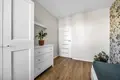 2 bedroom apartment 71 m² Warsaw, Poland