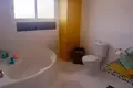 Haus 4 Schlafzimmer  in Demos Agiou Athanasiou, Zypern