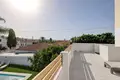 6 bedroom house 243 m² Dos Hermanas, Spain