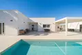 4-Schlafzimmer-Villa 246 m² lAlfas del Pi, Spanien