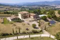 Propiedad comercial 982 m² en Poppi, Italia
