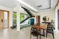 Villa 4 chambres 1 350 m² Si Sunthon, Thaïlande