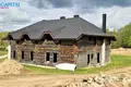 Casa 663 m² Vilkanastrai, Lituania