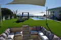 5-Schlafzimmer-Villa 400 m² Sant Vicenc de Montalt, Spanien