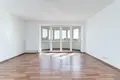 Mieszkanie 4 pokoi 92 m² Warszawa, Polska