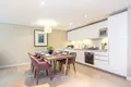 3 bedroom apartment 88 m² in London, United Kingdom
