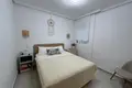 Mieszkanie 2 pokoi 75 m² Torrevieja, Hiszpania