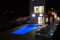 Dom 4 pokoi 200 m² Okrug Gornji, Chorwacja