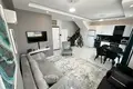 Attique 2 chambres 120 m² Oba, Turquie