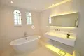 4-Schlafzimmer-Villa 300 m² Frankreich, Frankreich