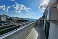 2 bedroom penthouse 90 m² Kargicak, Turkey