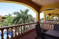 Copropriété 2 chambres 125 m² West Bay, Honduras