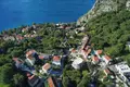 Wohnkomplex Residential complex with sea view in Orahovac