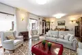 5 bedroom house 259 m² Dos Hermanas, Spain