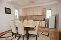 4-Schlafzimmer-Villa 400 m² Katun Rezevici, Montenegro
