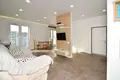 Mieszkanie 3 pokoi 83 m² Ratomka, Białoruś