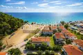 Земельные участки 8 000 м² Каландра, Греция