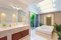 3 bedroom villa 477 m² Kathu, Thailand