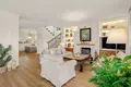 Haus 3 Schlafzimmer 210 m² Dos Hermanas, Spanien
