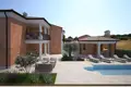 Villa de tres dormitorios 190 m² Umag, Croacia